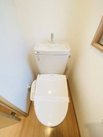 トイレ　別部屋参考写真