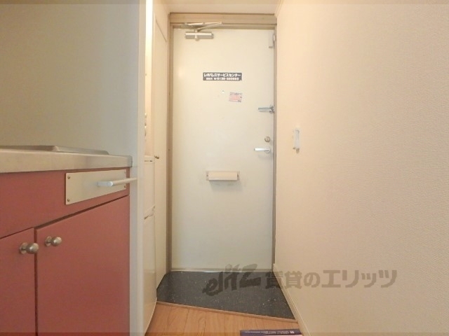 レオパレスガイア守山の玄関写真