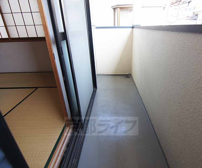 バルコニー　南向きのベランダです。