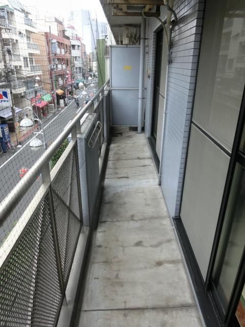 バルコニー　バルコニー