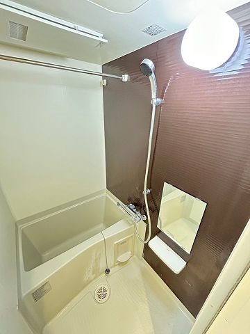 バス・シャワールーム　日々の暮らしに欠かせないお風呂です