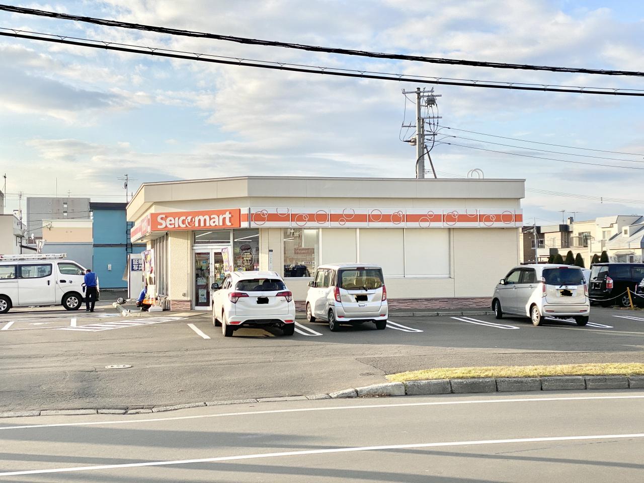 コンビニ　セイコーマート川下3条店（コンビニ）まで568m