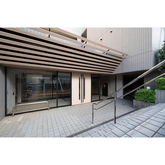 エントランス　建物の内部です