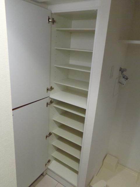 玄関　シューズボックス