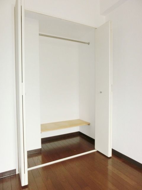 収納　使いやすいクローゼットタイプ。
