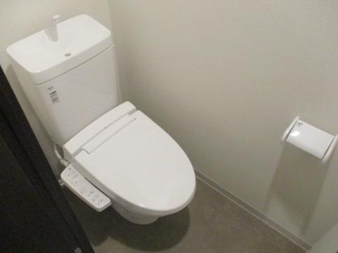 トイレ　シャワー付トイレ
