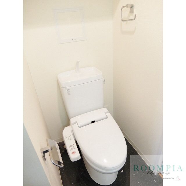 トイレ　※同タイプの別のお部屋です。