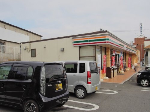 コンビニ　セブン-イレブン 広島長楽寺店（コンビニ）まで864m