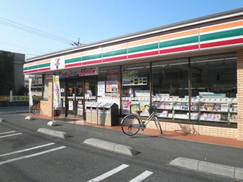 コンビニ　セブンイレブン 板橋蓮根2丁目店（コンビニ）まで317m