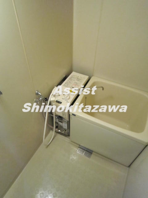 バス・シャワールーム