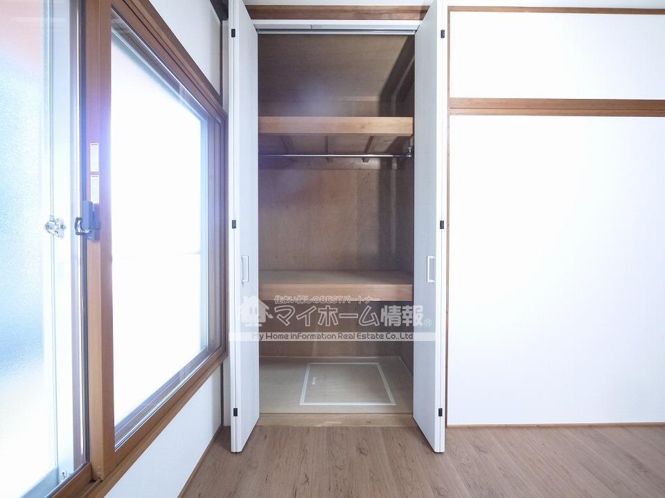 収納　※内観写真は102号を引用しており、内装が異なる場合がござい