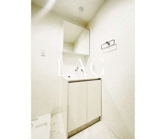 洗面設備　洗面台です。