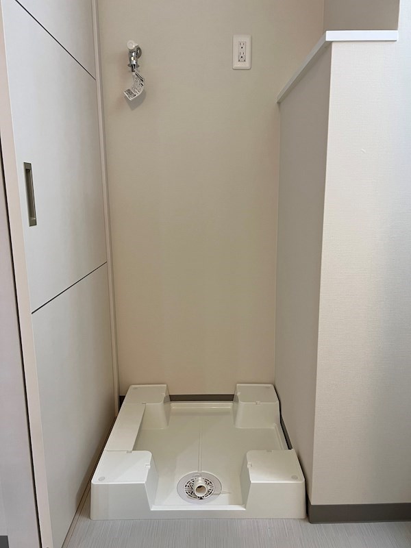その他　内装は別部屋の参考写真です。内装は別部屋の参考写真です。