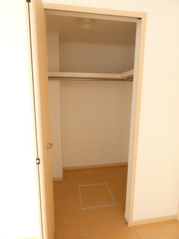 収納　図面と現状に相違がある場合には現状を優先