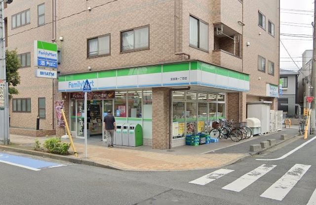 コンビニ　ファミリーマート東綾瀬一丁目店（コンビニ）まで469m