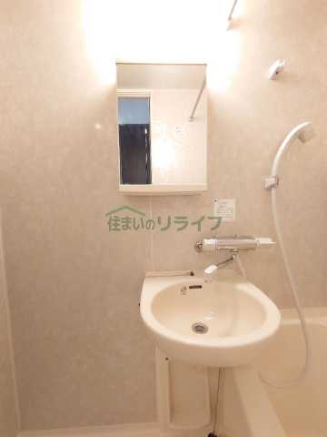 洗面設備　別部屋同タイプ部屋の参考写真となります。