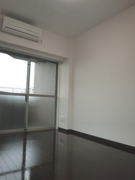 居室・リビング　別タイプのお部屋です
