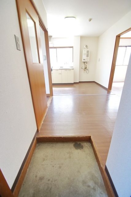 玄関　★タウンハウジング稲田堤店までお問い合わせください★