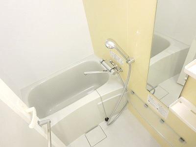 バス・シャワールーム　別部屋参考写真