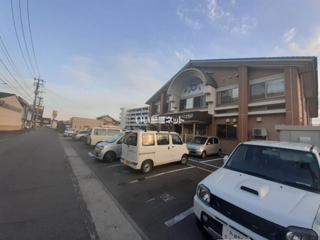 幼稚園・保育園　なかよしコスモスこども園（幼稚園・保育園）まで822m