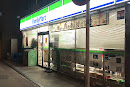 コンビニ　ファミリーマート 北品川三丁目店（コンビニ）まで385m