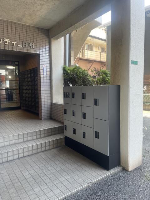 エントランス　エントランス