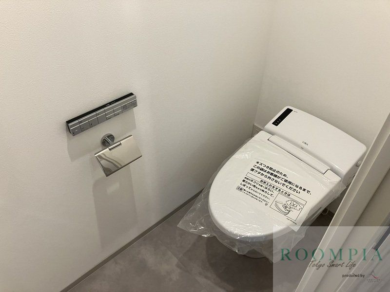 トイレ　※同タイプの別のお部屋です。