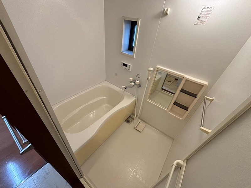 バス・シャワールーム　別部屋参考写真