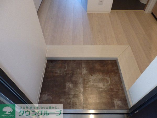玄関　お部屋探しは株式会社　タウンハウジング　までお気軽にお問合…
