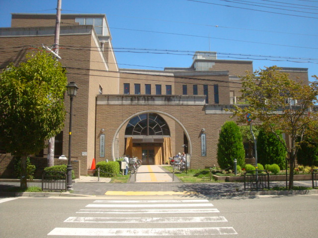 図書館　宝塚市立西図書館（図書館）まで306m