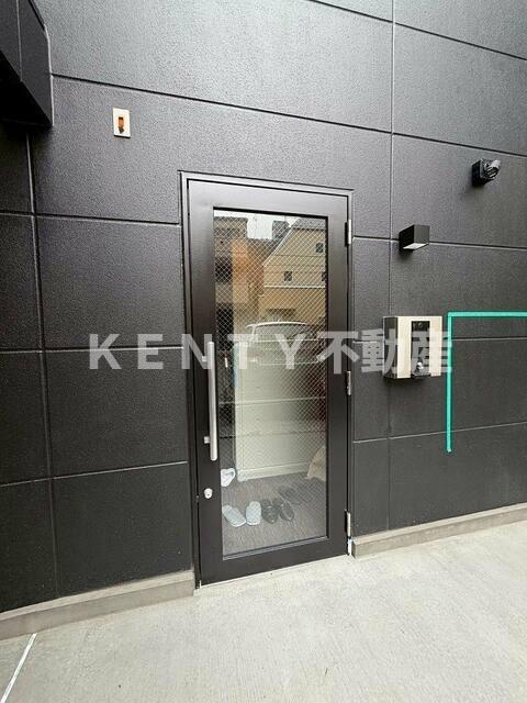 エントランス　建物の内部です