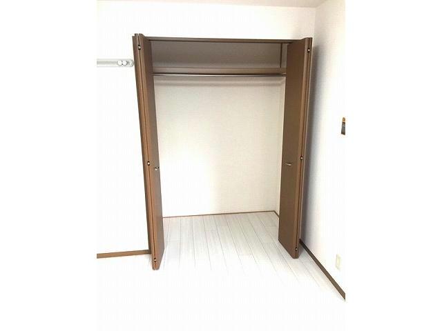 収納　室内写真は別部屋の写真です。