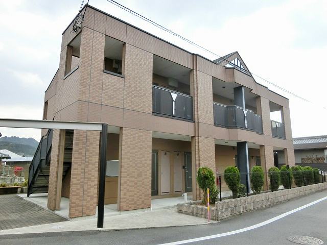 建物外観　外観　2007年築　湖南市三雲の物件です。
