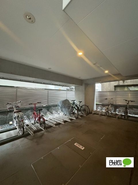 駐車場　※駐輪場