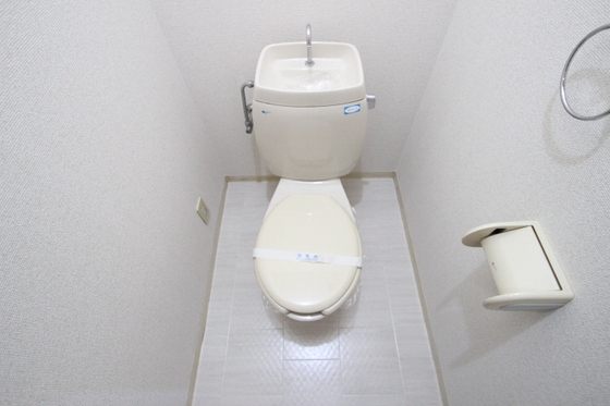 トイレ　※別部屋の写真です
