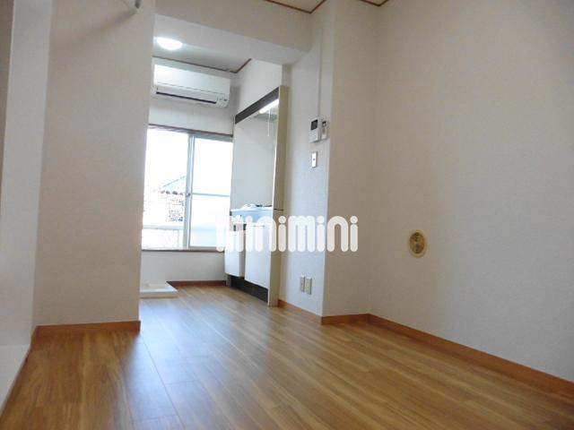 居室・リビング　開放感のあるお部屋です