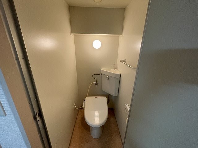 トイレ　同マンション別部屋