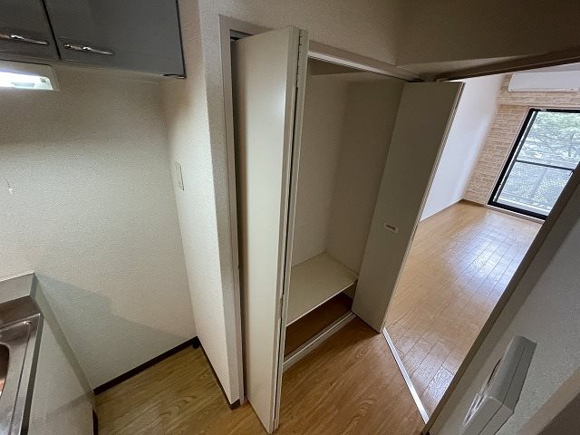 収納　同マンション別部屋