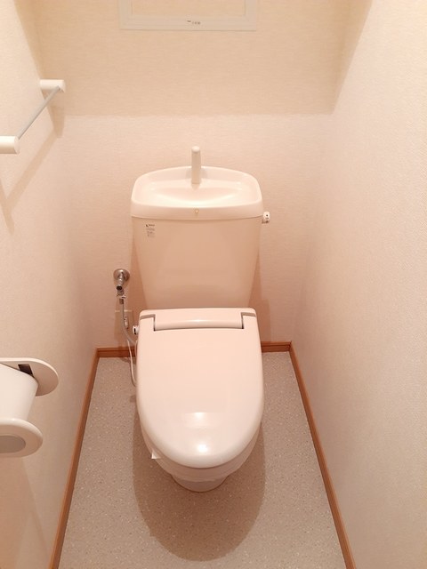 トイレ　図面と現状に相違がある場合には現状を優先