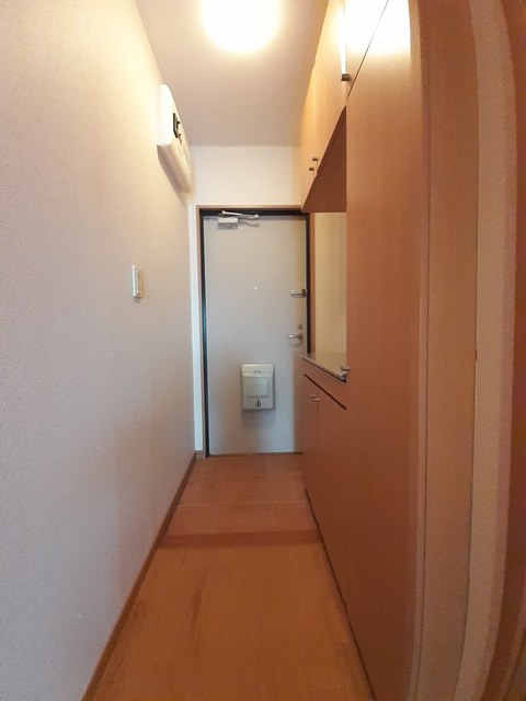 玄関　図面と現状に相違がある場合には現状を優先