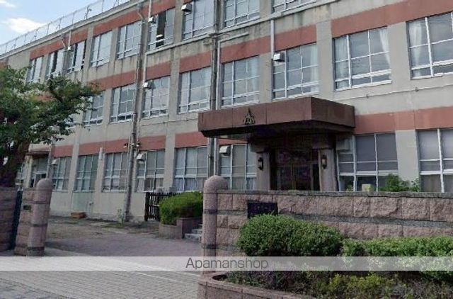 中学校　あずま中学校（中学校）まで535m