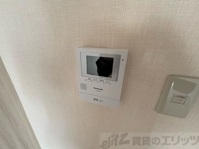セキュリティ　モニター付きインターホン