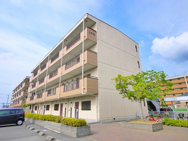 建物外観　外観は落ち着いています