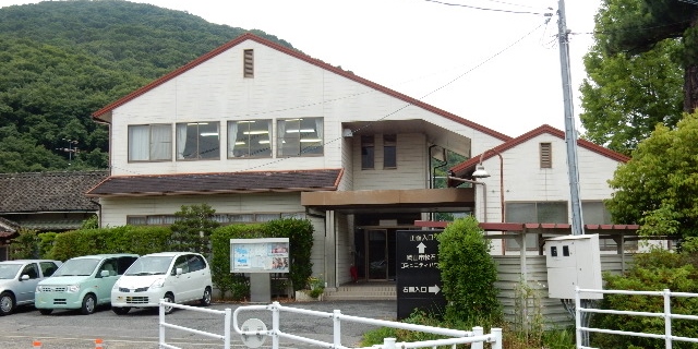 その他　牧石コミニティハウス（その他）まで1300m