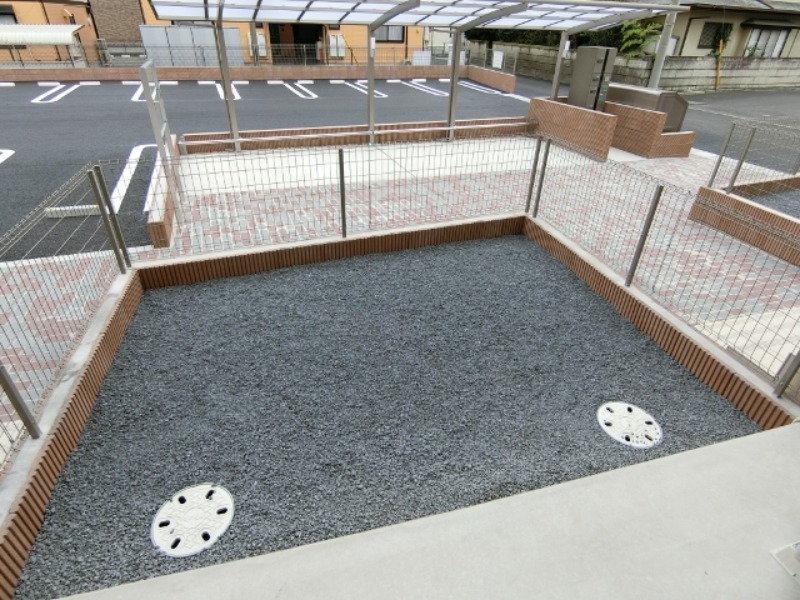 庭　図面と現状に相違がある場合には現状を優先