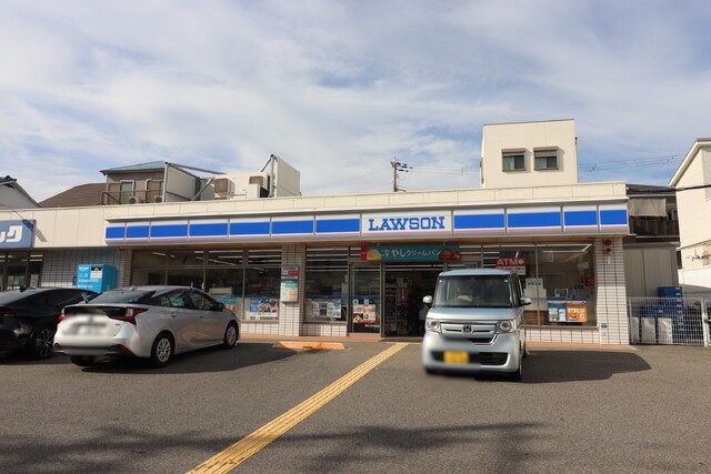 コンビニ　ローソン　神戸霞ケ丘四丁目店（コンビニ）まで400m