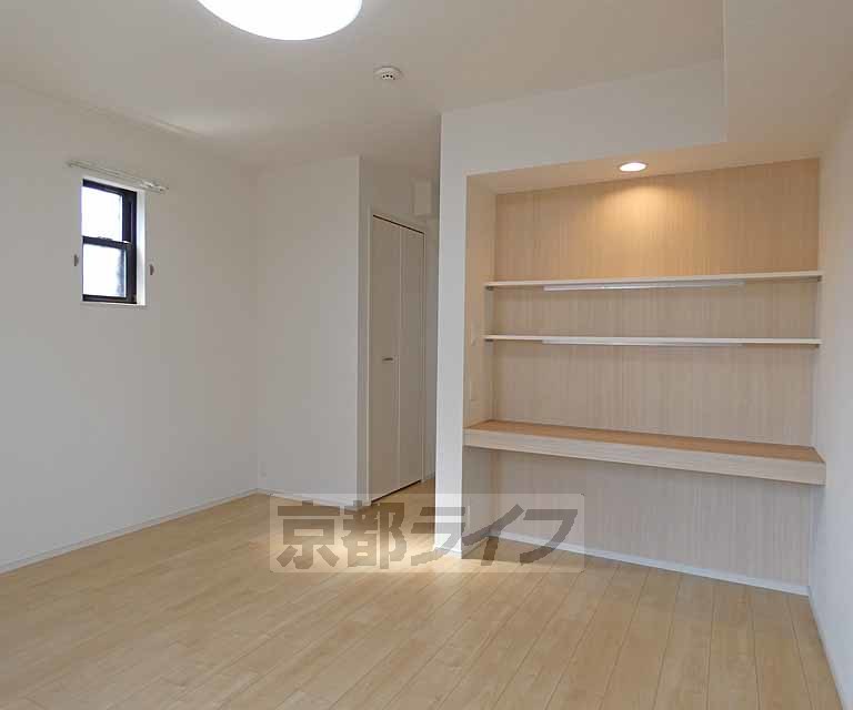 居室・リビング　広々としたお部屋です・