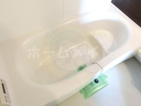 バス・シャワールーム　追炊き機能付きバスタブ