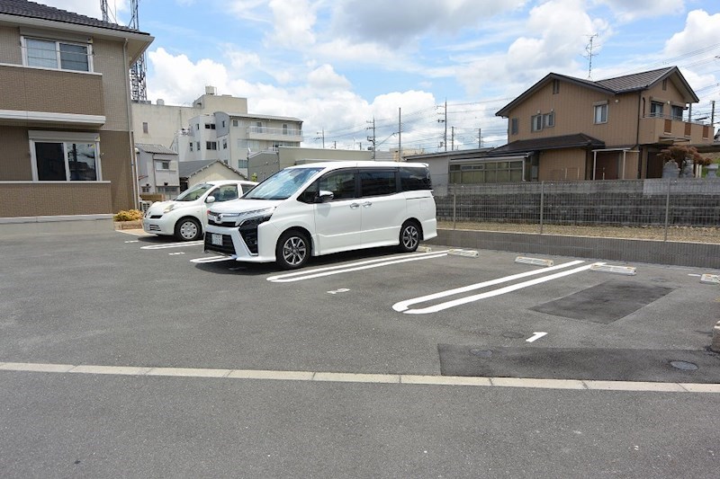 駐車場　駐車場