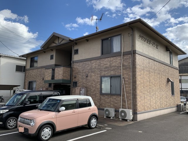 建物外観　クリスタルガーデン　III棟・軽量鉄骨造